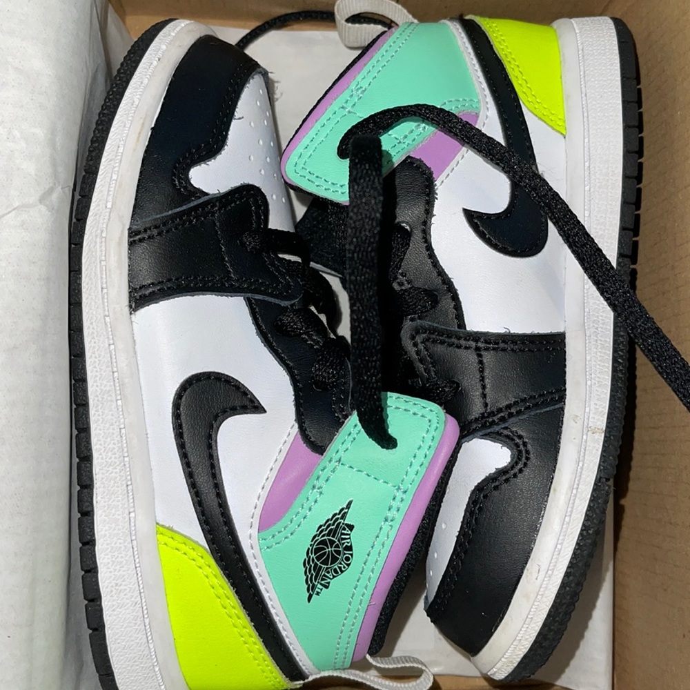 Air Jordan 1 ‘Pastel’ Size 9c